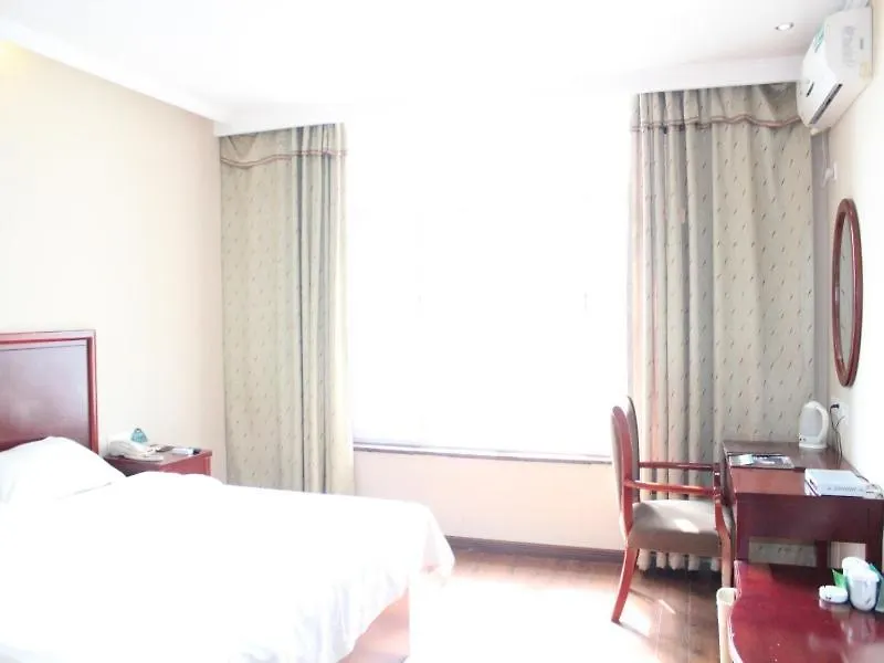 Greentree Inn Henan Kaifeng Gulou Square Express Hotel Chine