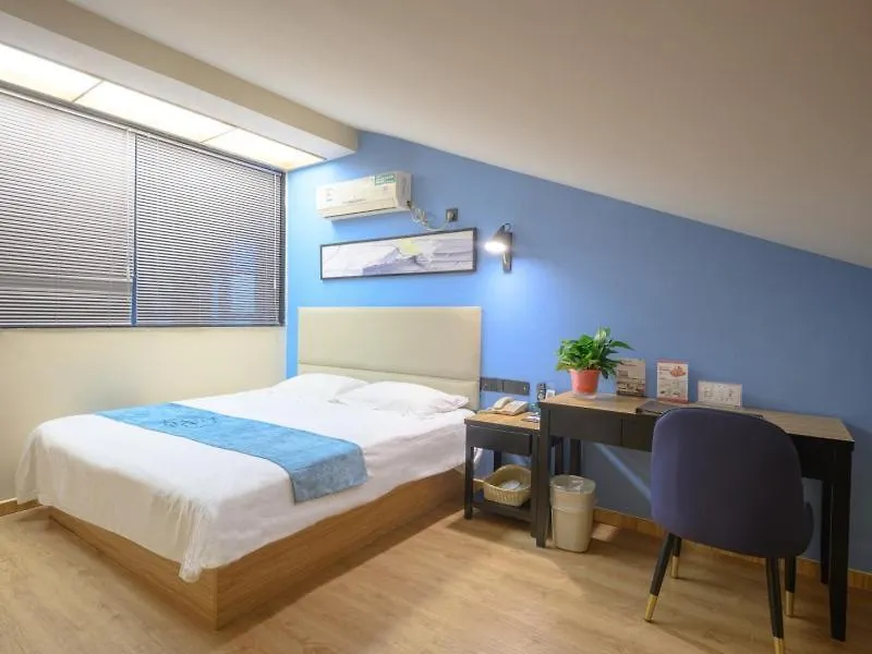 Greentree Inn Henan Kaifeng Gulou Square Express Hotel