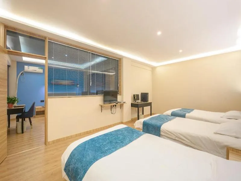 Greentree Inn Henan Kaifeng Gulou Square Express Hotel